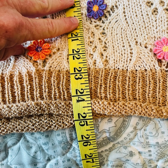 POL Floral Open Tan and Brown oversized L Knit Sweater - Picture 3 of 7